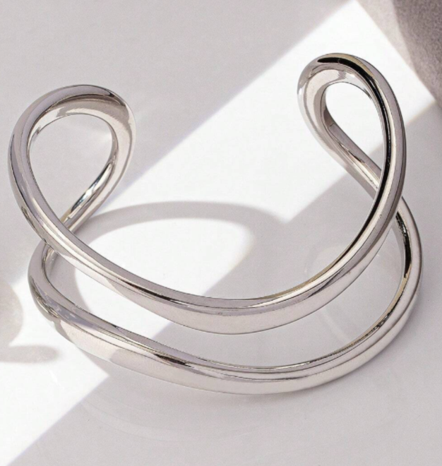 Bold Alloy Bangle