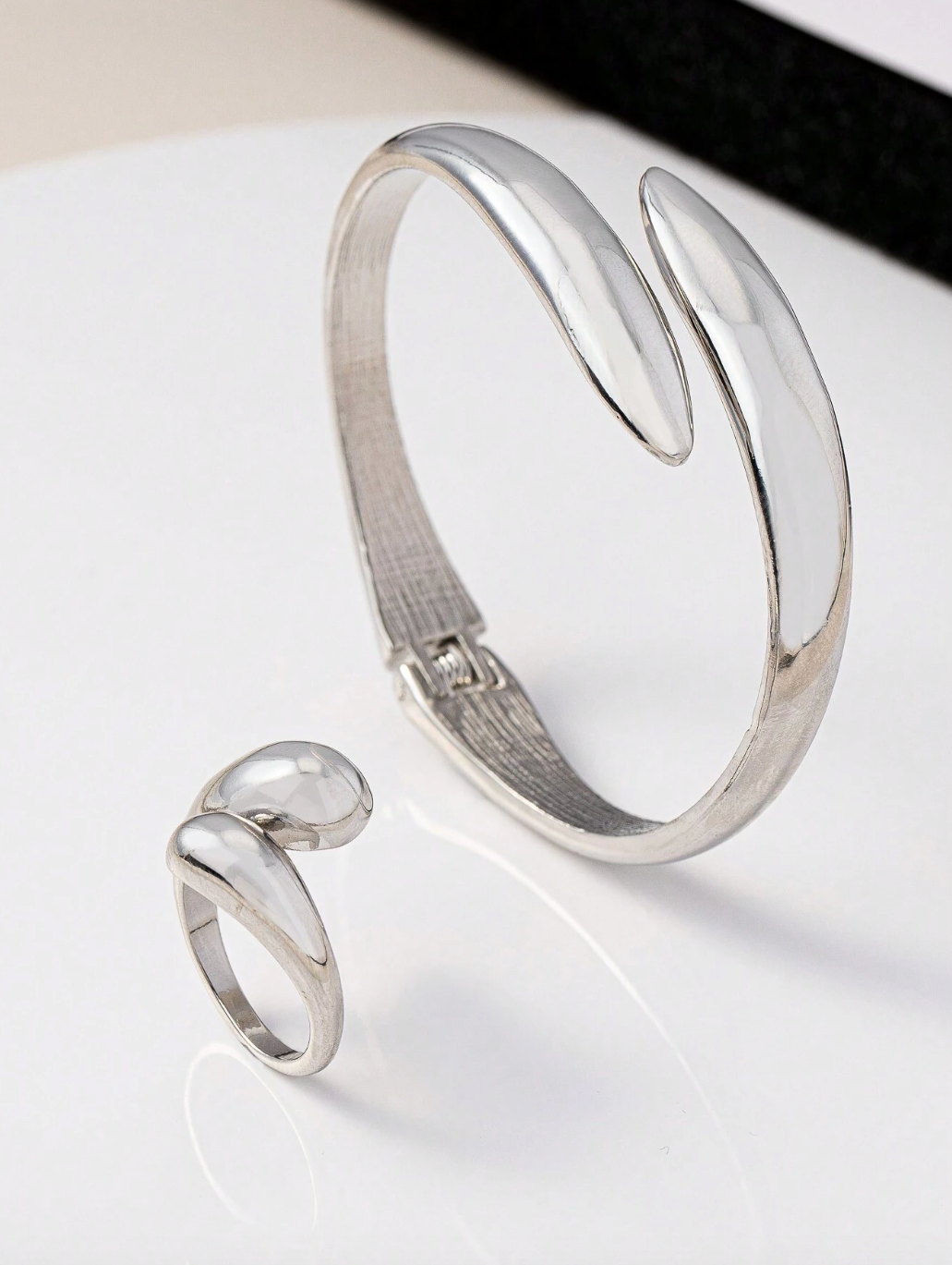 Silver Alloy Bangle & Ring Set